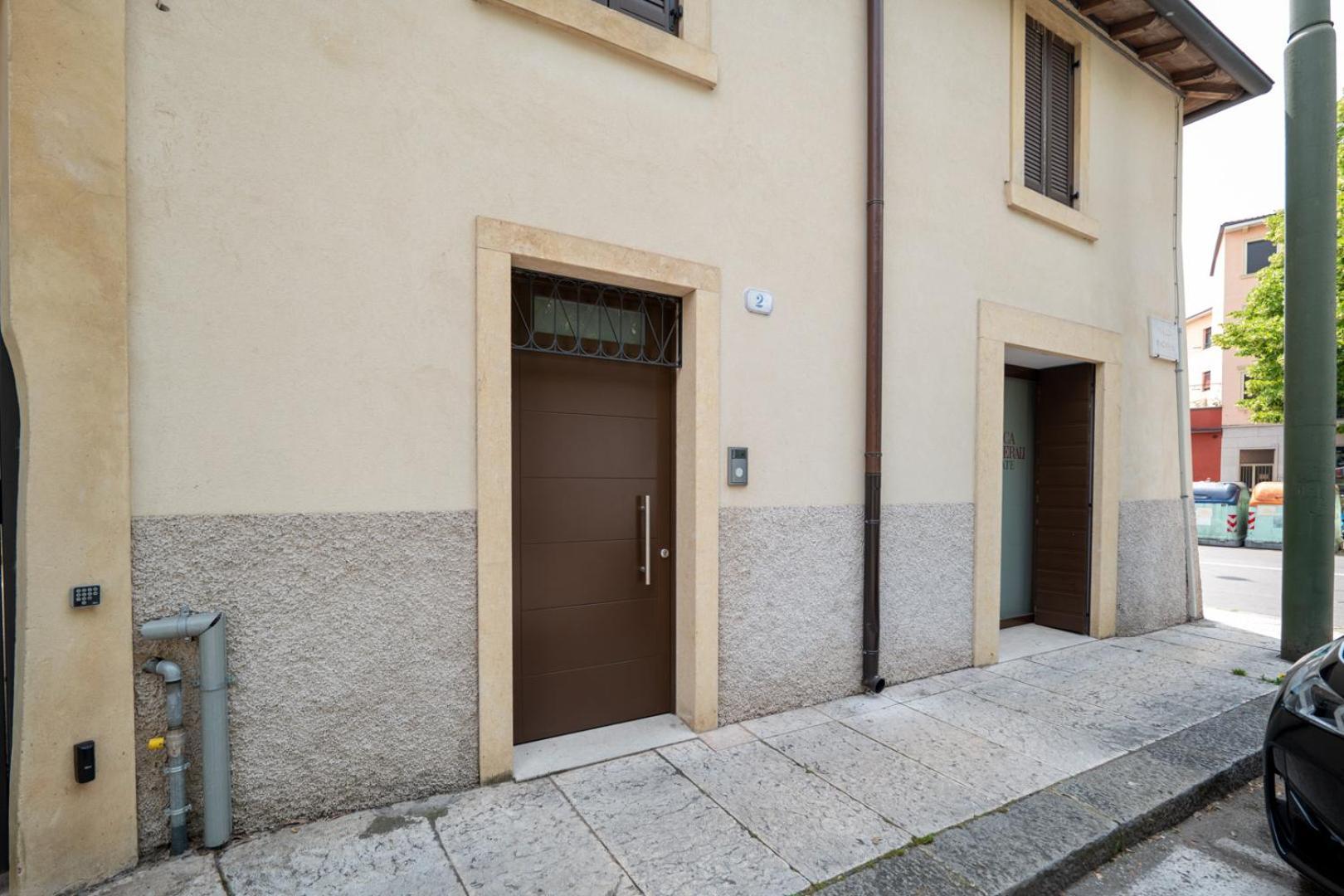 San Zen Che Ride Apartamento Verona Exterior foto